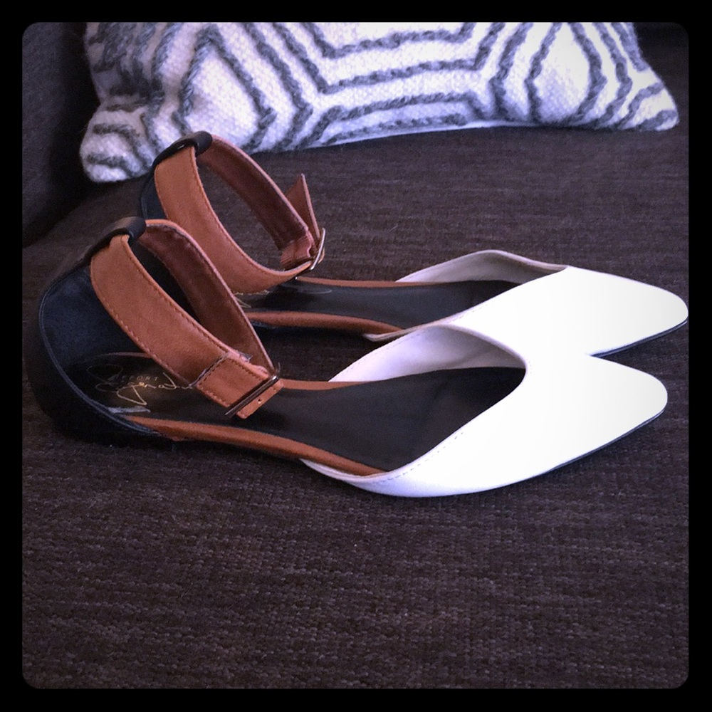 Report Signature Aubrae colorblock flats 6.5